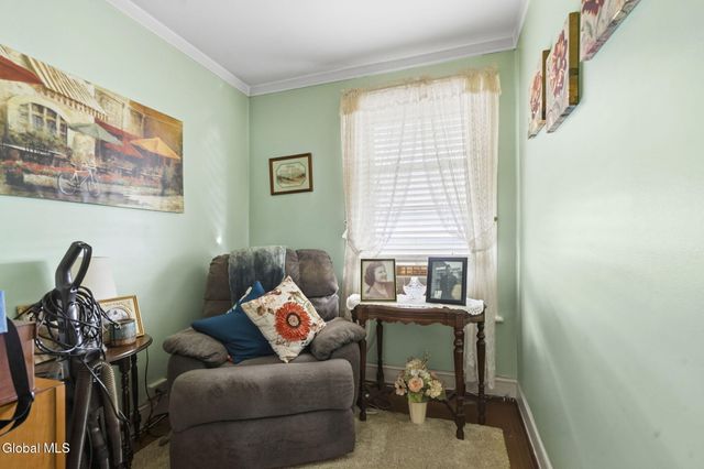 38 North Street, Menands, NY 12204