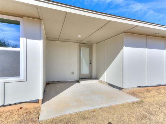 20648 Brush Creek Boulevard, Harrah, OK 73045