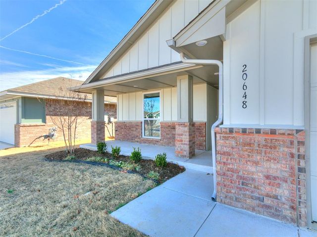 20648 Brush Creek Boulevard, Harrah, OK 73045