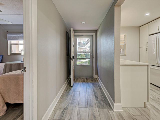 260 SANTA MARIA STREET 109, Venice, FL 34285