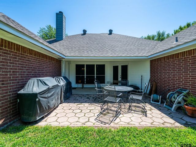 1801 Onyx Cv, Whitehouse, TX 75791