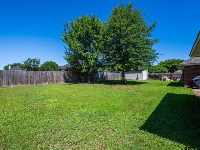 1801 Onyx Cv, Whitehouse, TX 75791