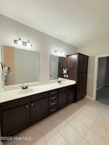 1186 Charlie Branch Drive, Winterville, NC 28590