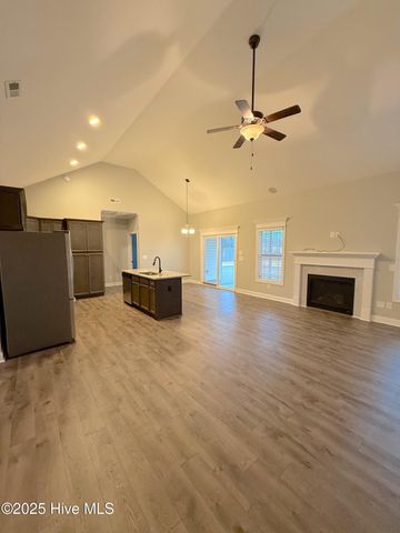 1186 Charlie Branch Drive, Winterville, NC 28590