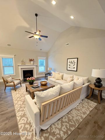 1186 Charlie Branch Drive, Winterville, NC 28590