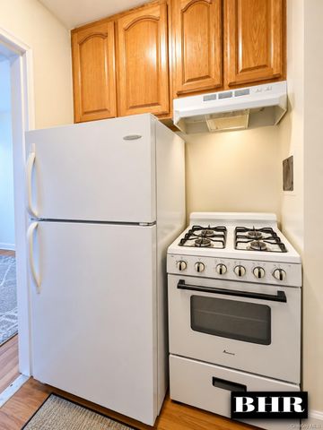 2701 Ocean Avenue 2B, Brooklyn, NY 11229