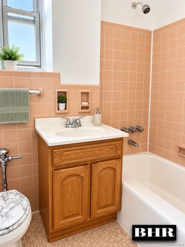 2701 Ocean Avenue 2B, Brooklyn, NY 11229