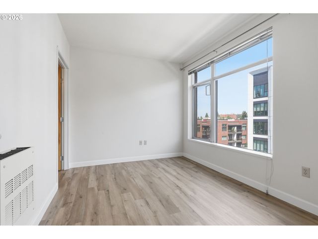 701 Columbia St 612, Vancouver, WA 98660