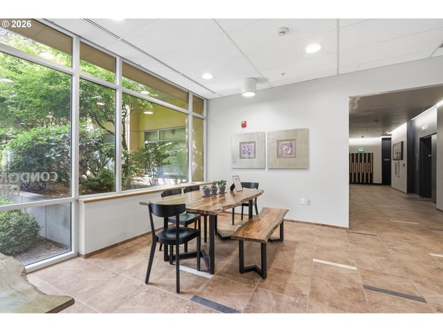 701 Columbia St 612, Vancouver, WA 98660
