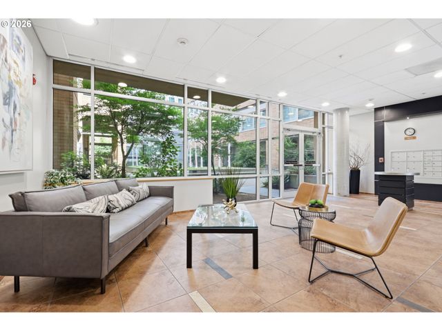 701 Columbia St 612, Vancouver, WA 98660