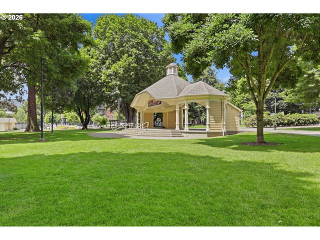 701 Columbia St 612, Vancouver, WA 98660