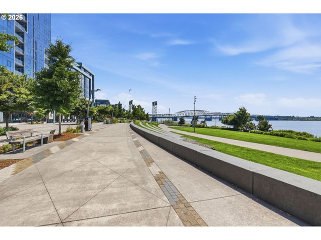 701 Columbia St 612, Vancouver, WA 98660