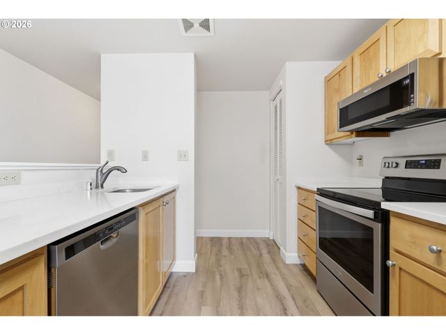 701 Columbia St 612, Vancouver, WA 98660