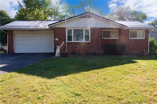 615 Ventura Drive, Youngstown, OH 44505