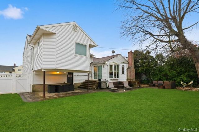 58 Circle Drive, Syosset, NY 11791