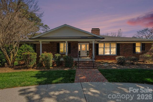 746 Grandview Drive NE, Concord, NC 28025