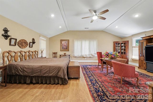 746 Grandview Drive NE, Concord, NC 28025