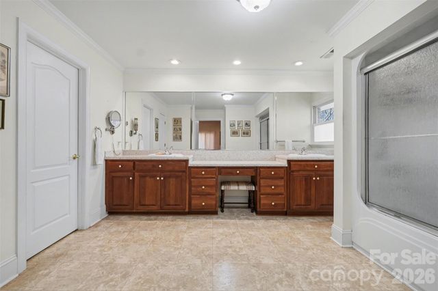 746 Grandview Drive NE, Concord, NC 28025