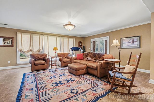 746 Grandview Drive NE, Concord, NC 28025