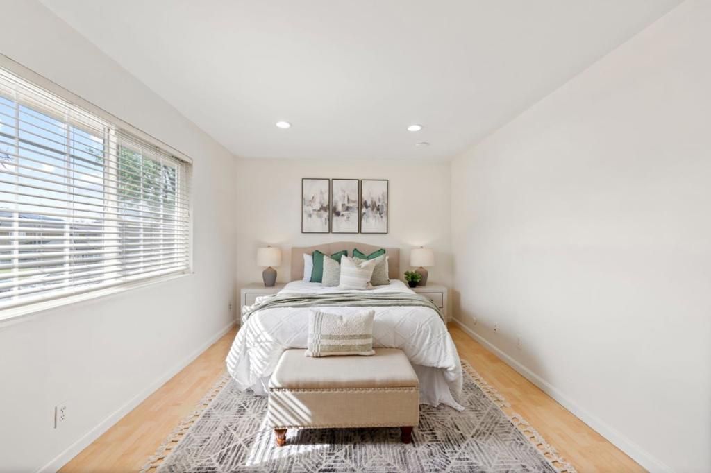 Image 19 of property listing at 5715 Calmor Avenue 3, San Jose, CA 95123