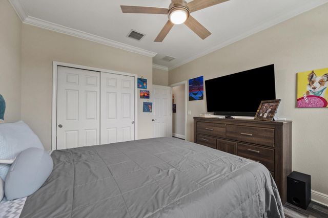 1813 NW Cataluna Circle, Port St Lucie, FL 34986