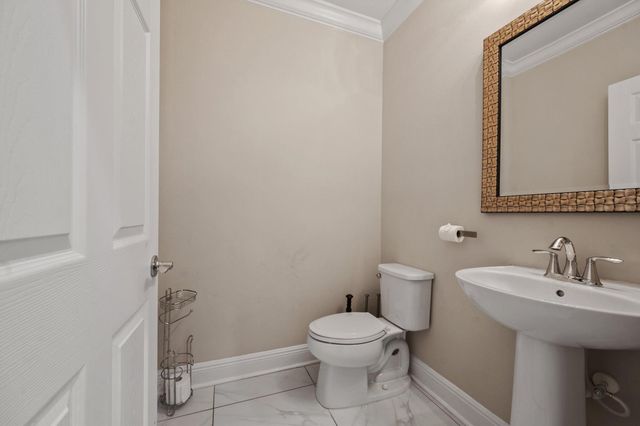 1813 NW Cataluna Circle, Port St Lucie, FL 34986