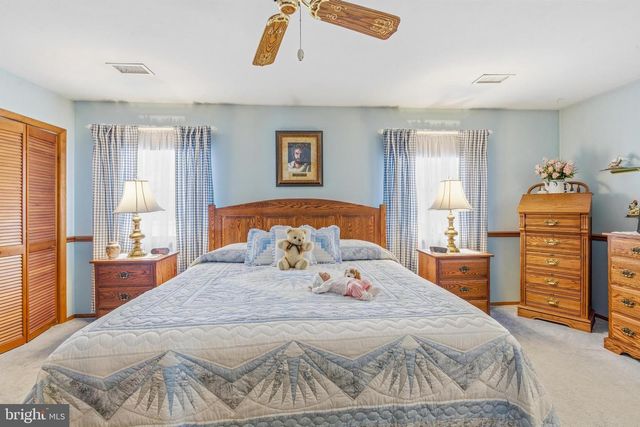 312 ROYAL AVE, North Wales, PA 19454