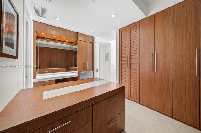 9705 Collins Avenue 1402N, Bal Harbour, FL 33154