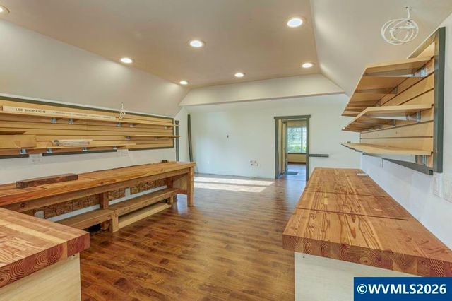 4055 Westwood Dr, Tillamook, OR 97141