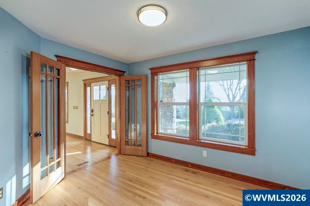 4055 Westwood Dr, Tillamook, OR 97141