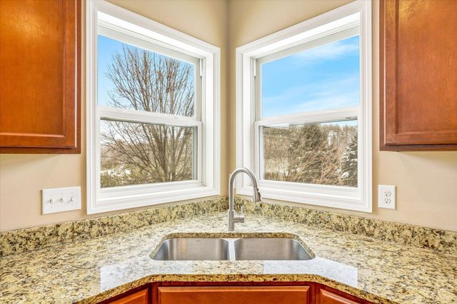 3447 White Pine Way, Stillwater, MN 55082