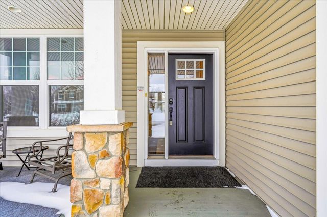 3447 White Pine Way, Stillwater, MN 55082