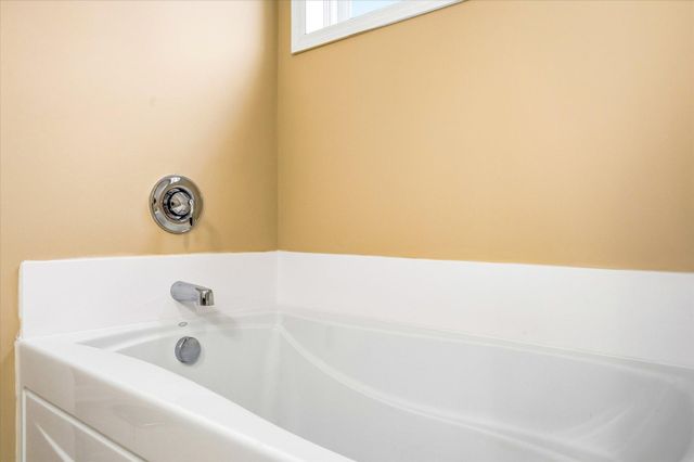 3447 White Pine Way, Stillwater, MN 55082