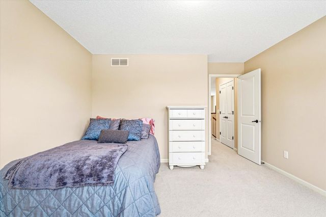 3447 White Pine Way, Stillwater, MN 55082