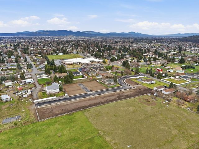 14522 E 26th Ave, Spokane Valley, WA 99037