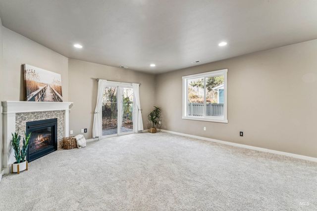 3822 W Magnolia Lane, Boise, ID 83703