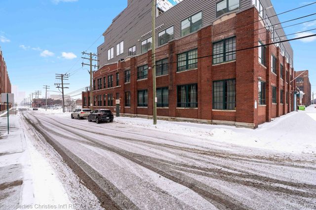 2987 Franklin Street 5-2D, Detroit, MI 48207