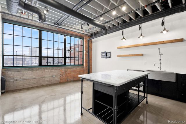 2987 Franklin Street 5-2D, Detroit, MI 48207