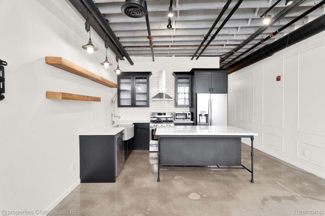 2987 Franklin Street 5-2D, Detroit, MI 48207