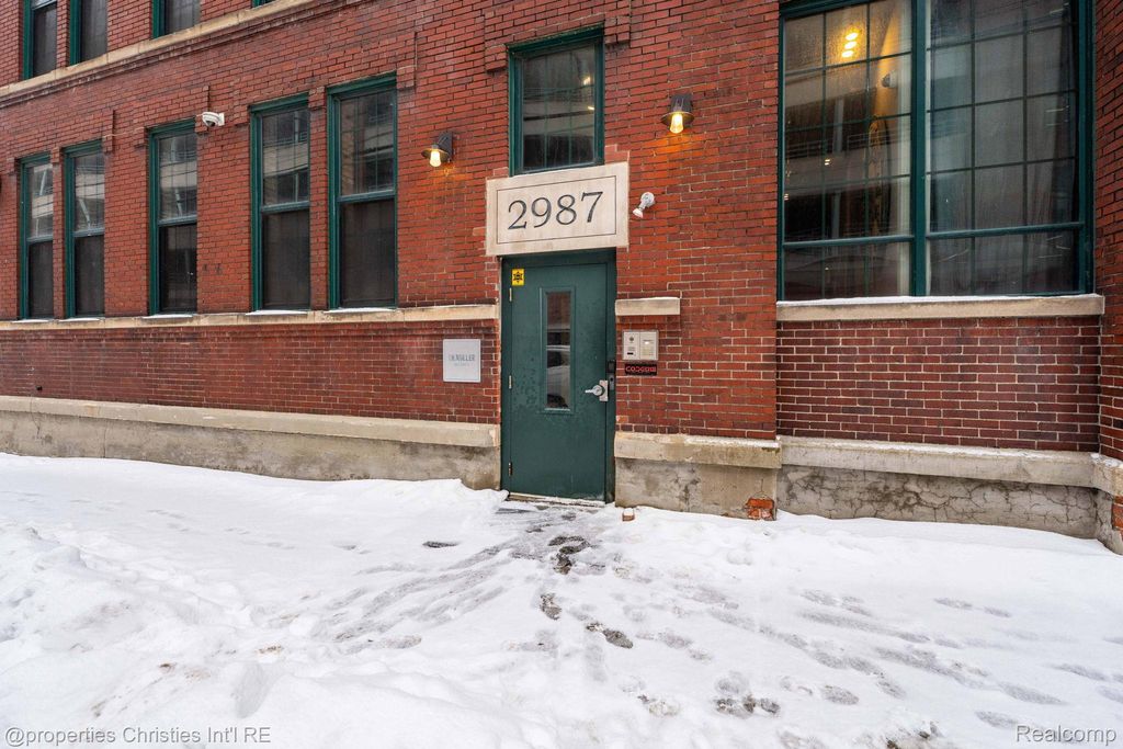 2987 Franklin Street 5-2D, Detroit, MI 48207