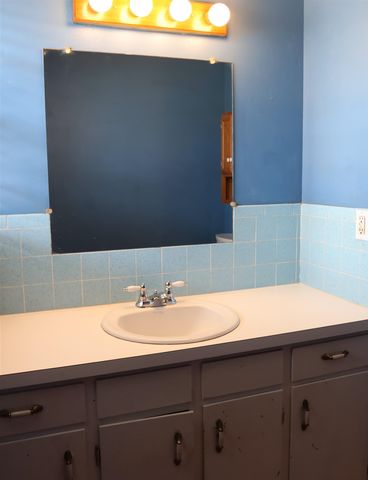 349 W Robson Rd, Salina, KS 67401