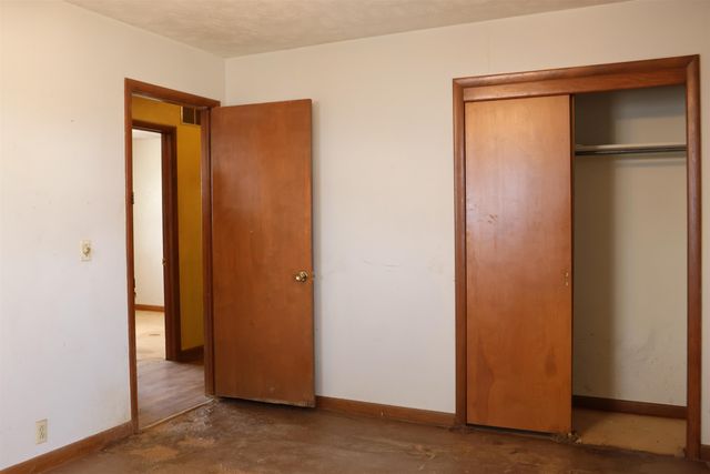 349 W Robson Rd, Salina, KS 67401