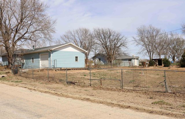 349 W Robson Rd, Salina, KS 67401