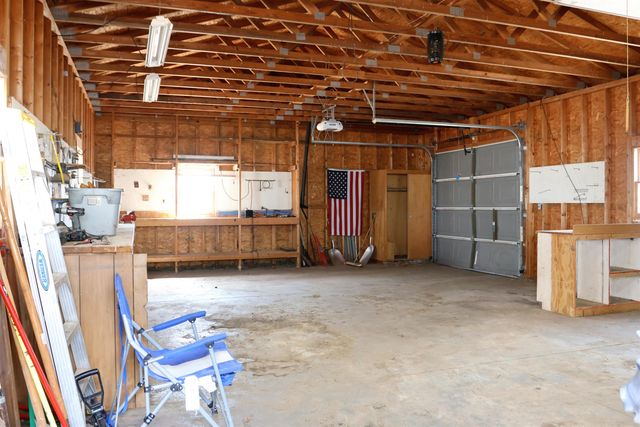 349 W Robson Rd, Salina, KS 67401