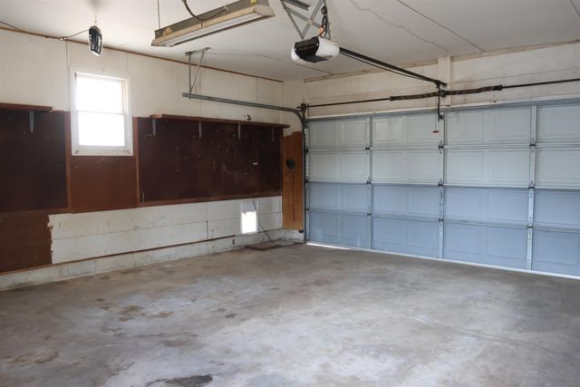 349 W Robson Rd, Salina, KS 67401