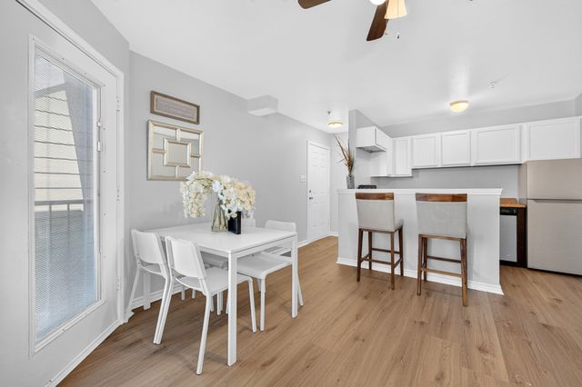9829 Walnut Street 306, Dallas, TX 75243