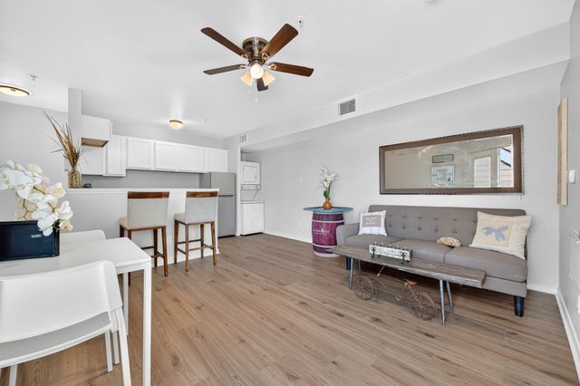 9829 Walnut Street 306, Dallas, TX 75243