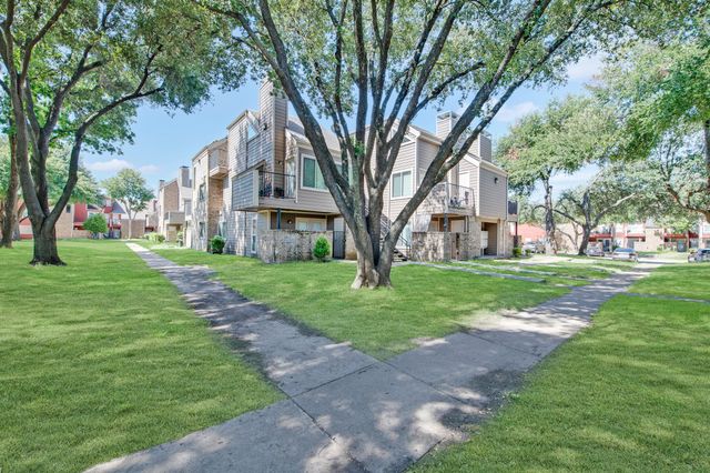 9829 Walnut Street 306, Dallas, TX 75243