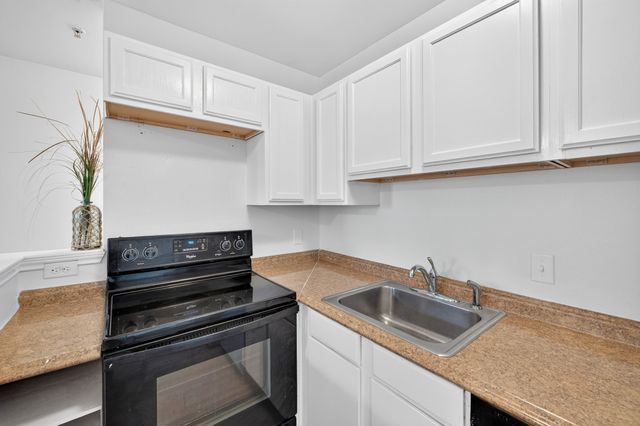 9829 Walnut Street 306, Dallas, TX 75243