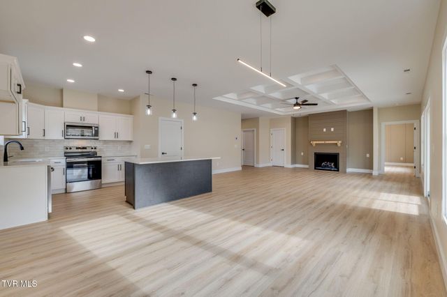 488 Middays Rest, Jonesborough, TN 37659